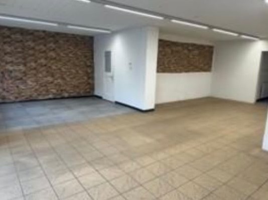 168m² commerciale