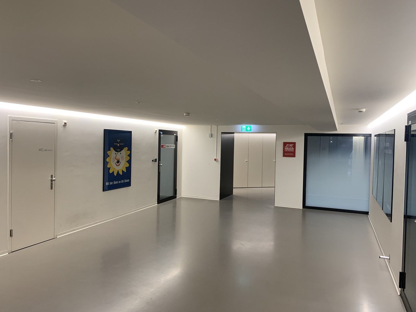 430m² department store