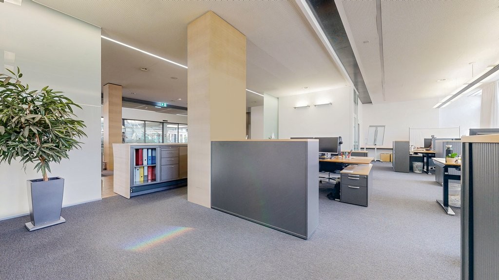 316m² commercial