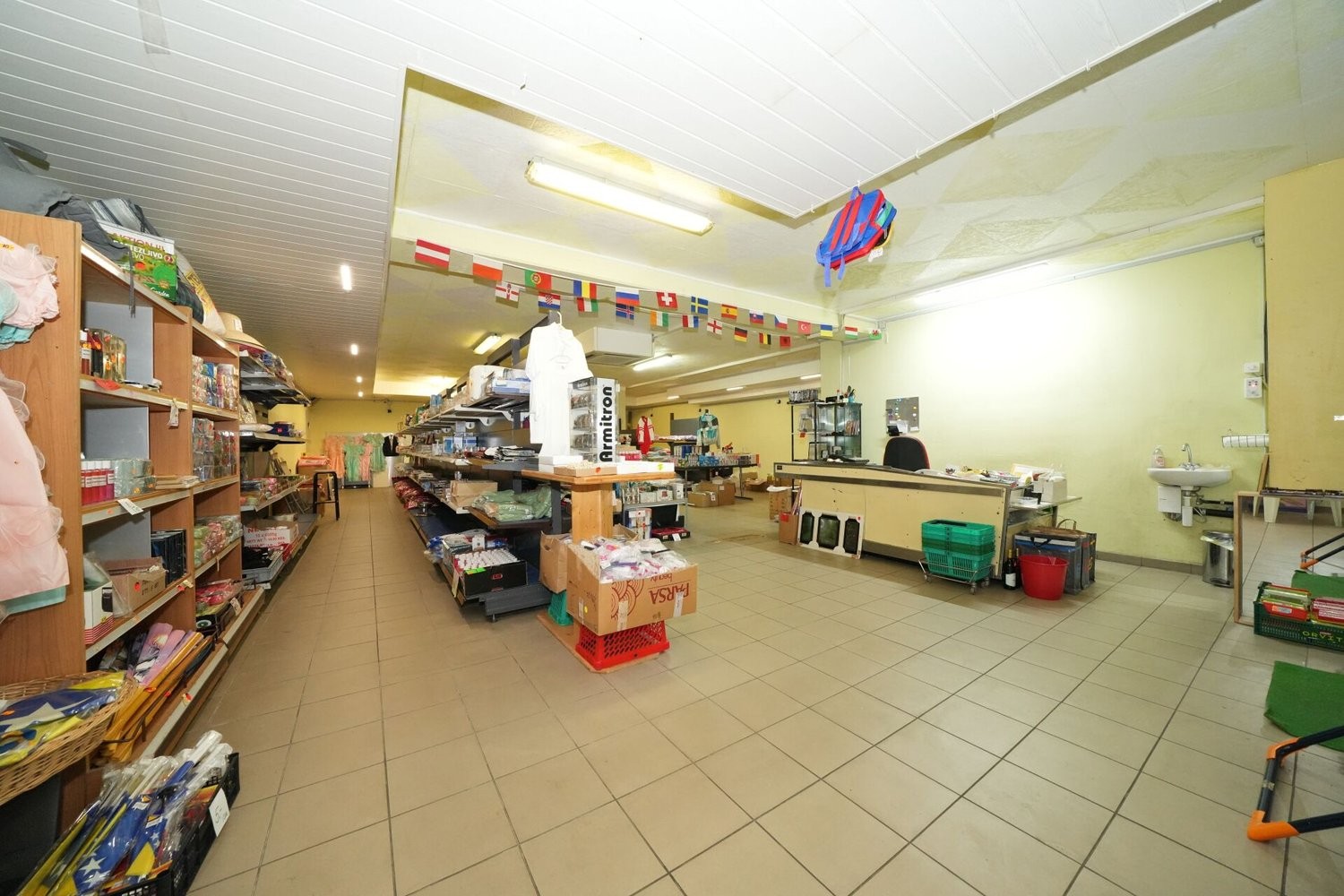 Local commercial de 141m²