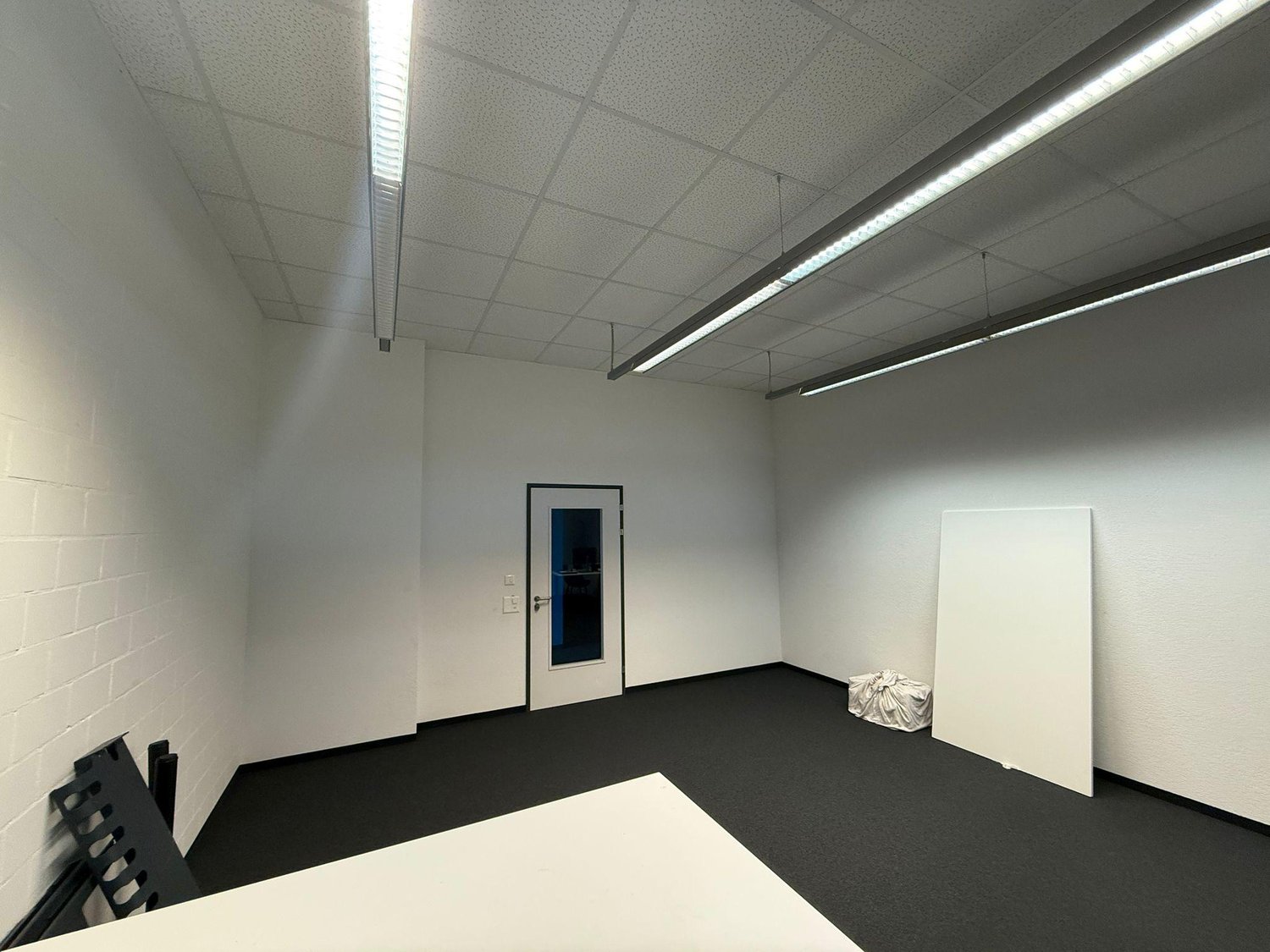 34m² commercial