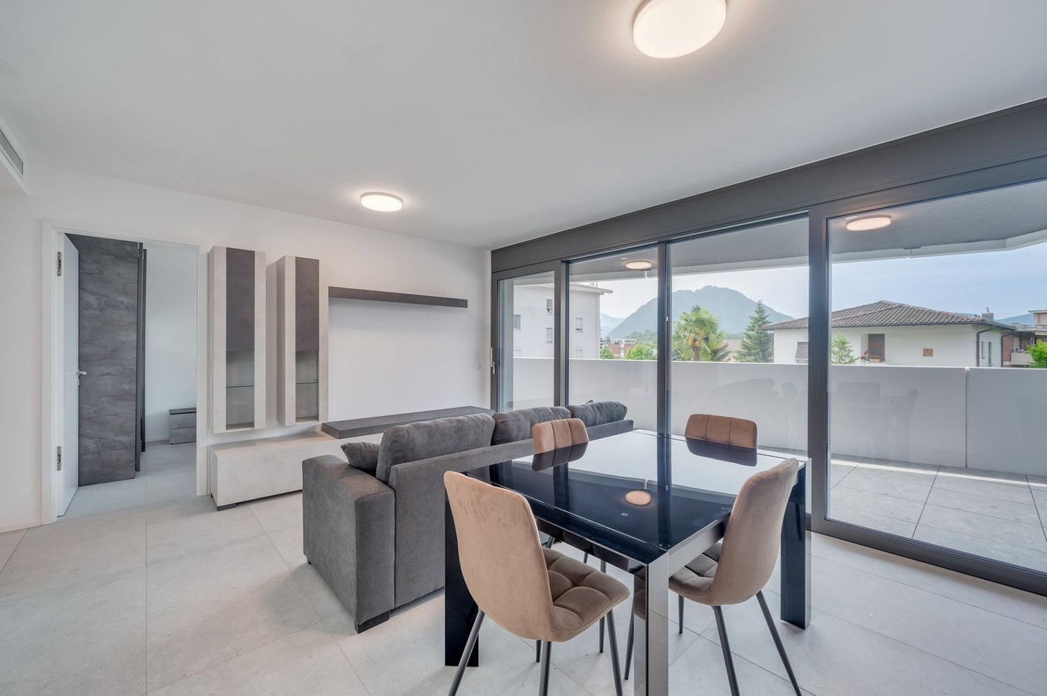 2 ½ rooms furnished flat