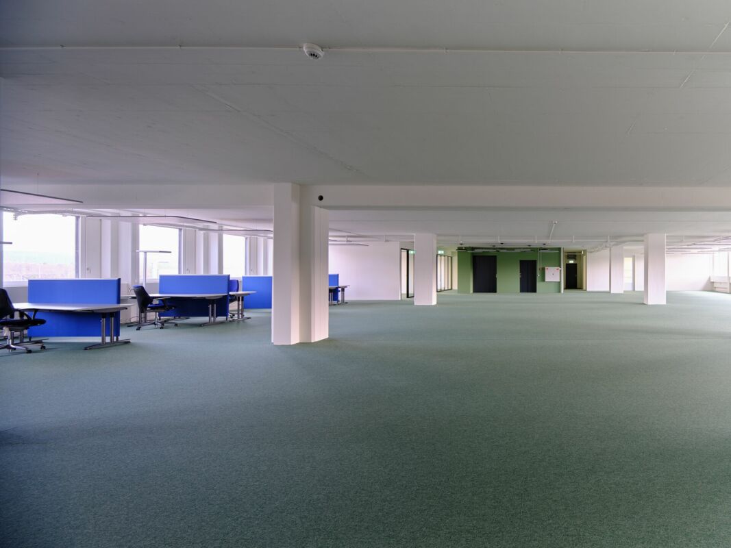 699m² ufficio