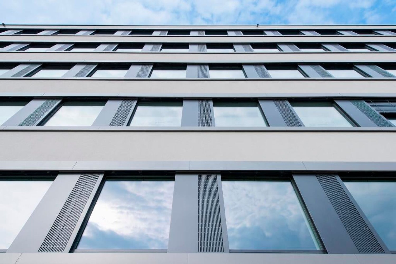 699m² ufficio
