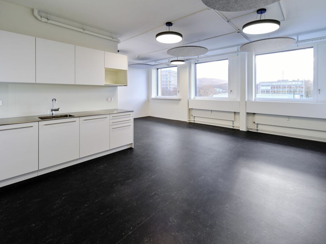 699m² ufficio