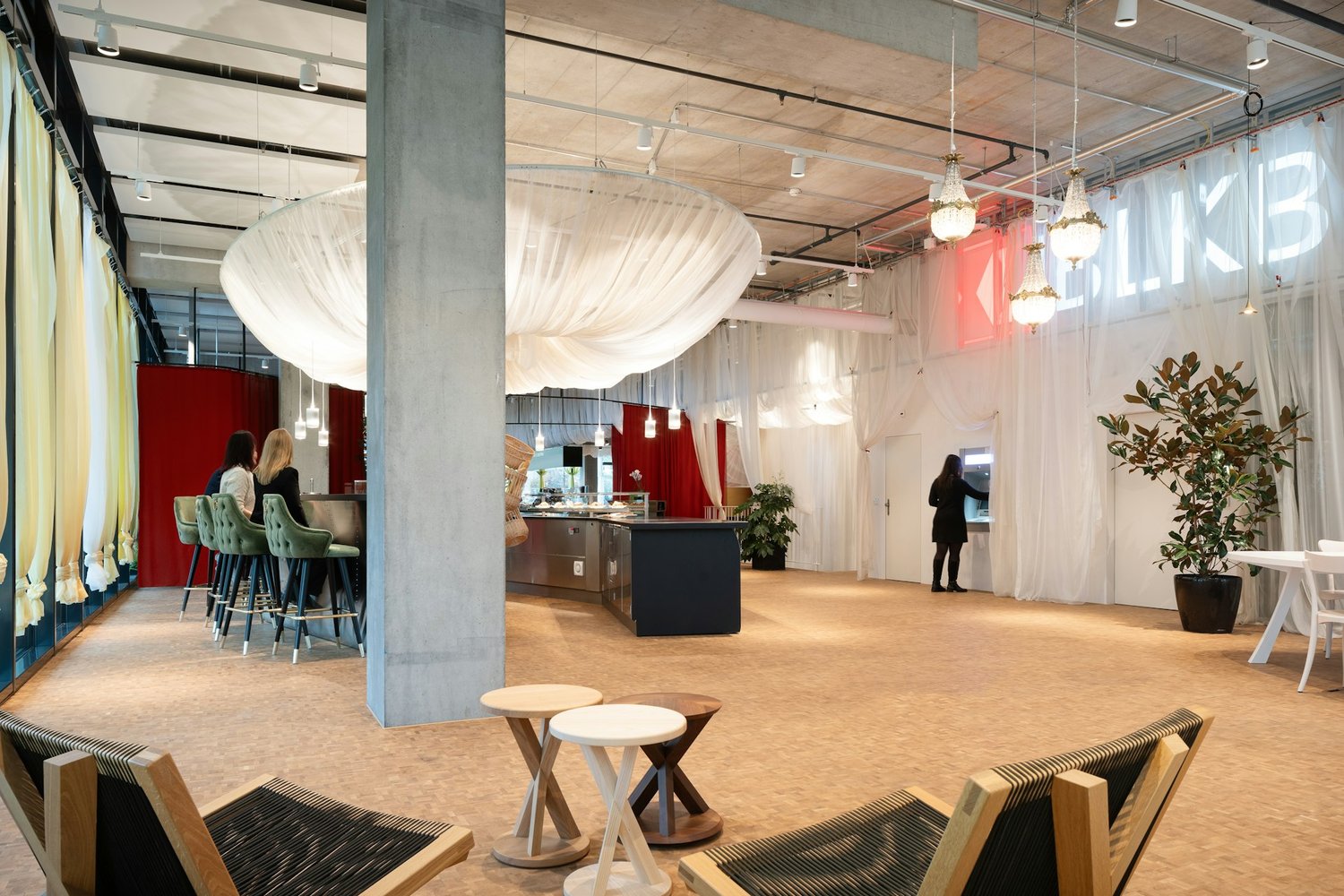 720m² ufficio