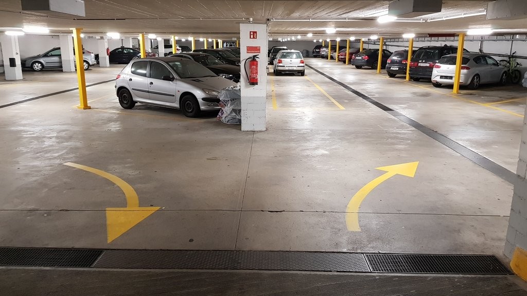 Underground slot