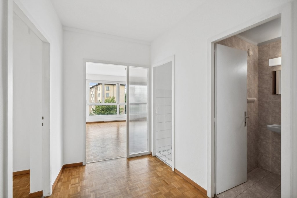 5 rooms apartment