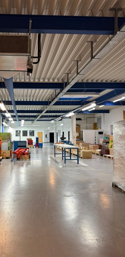 605m² commercial