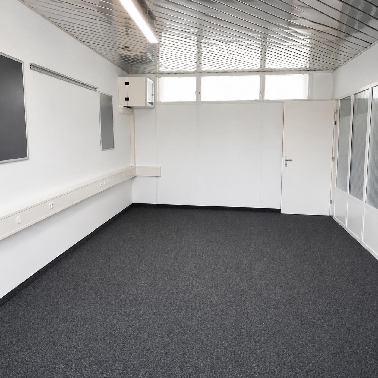 148m² office