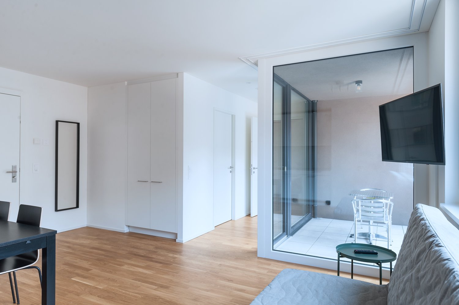 2 ½ rooms furnished flat