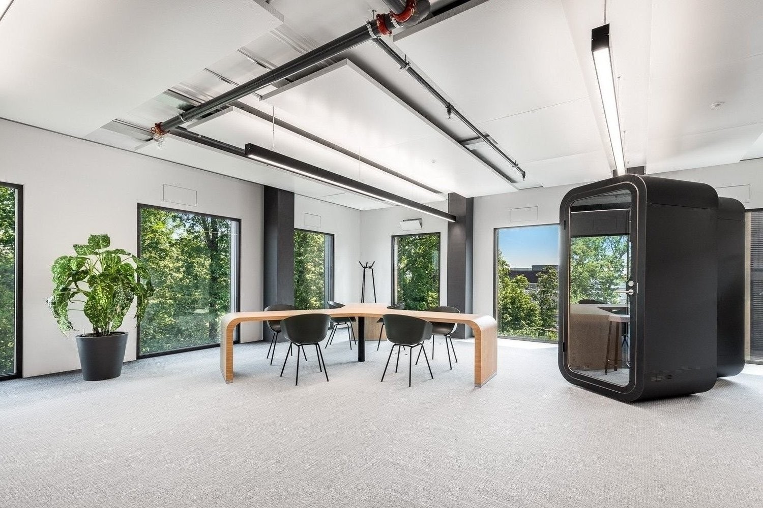 346m² bureau