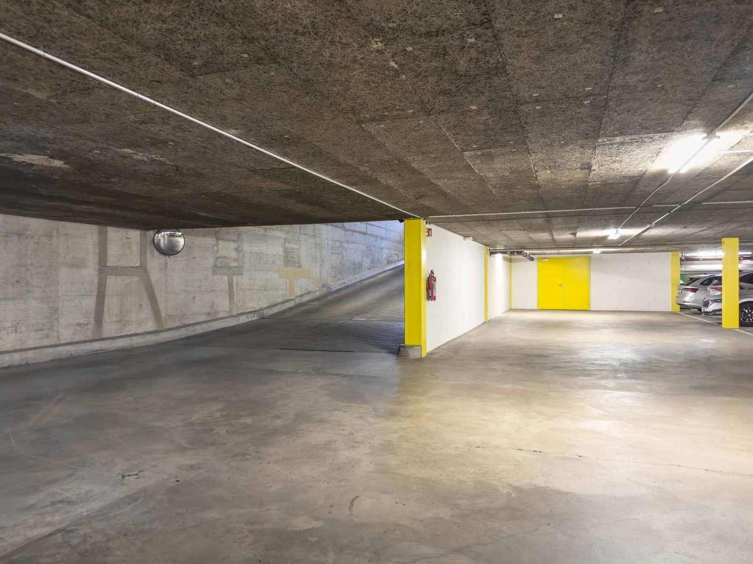 47m² commercial