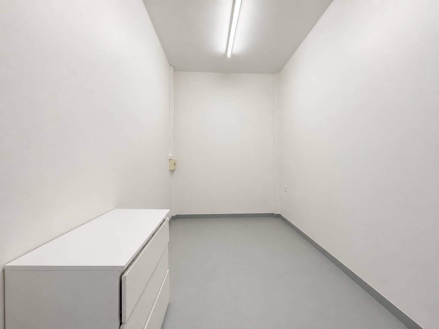 47m² commercial