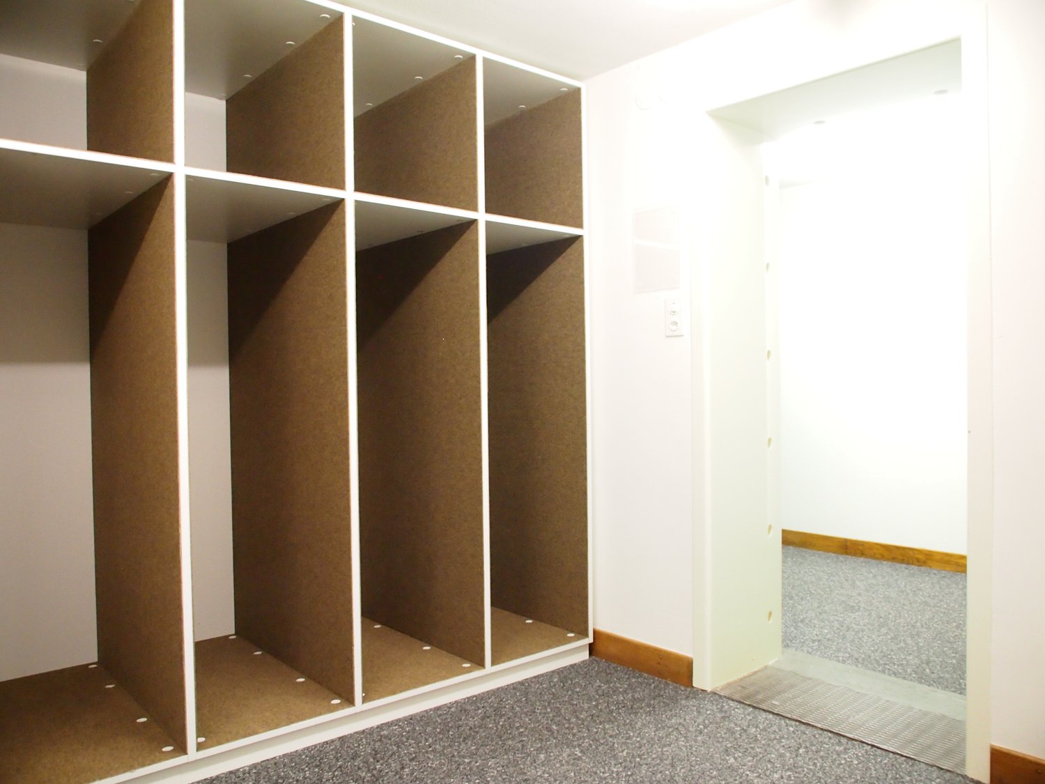 50m² storage room