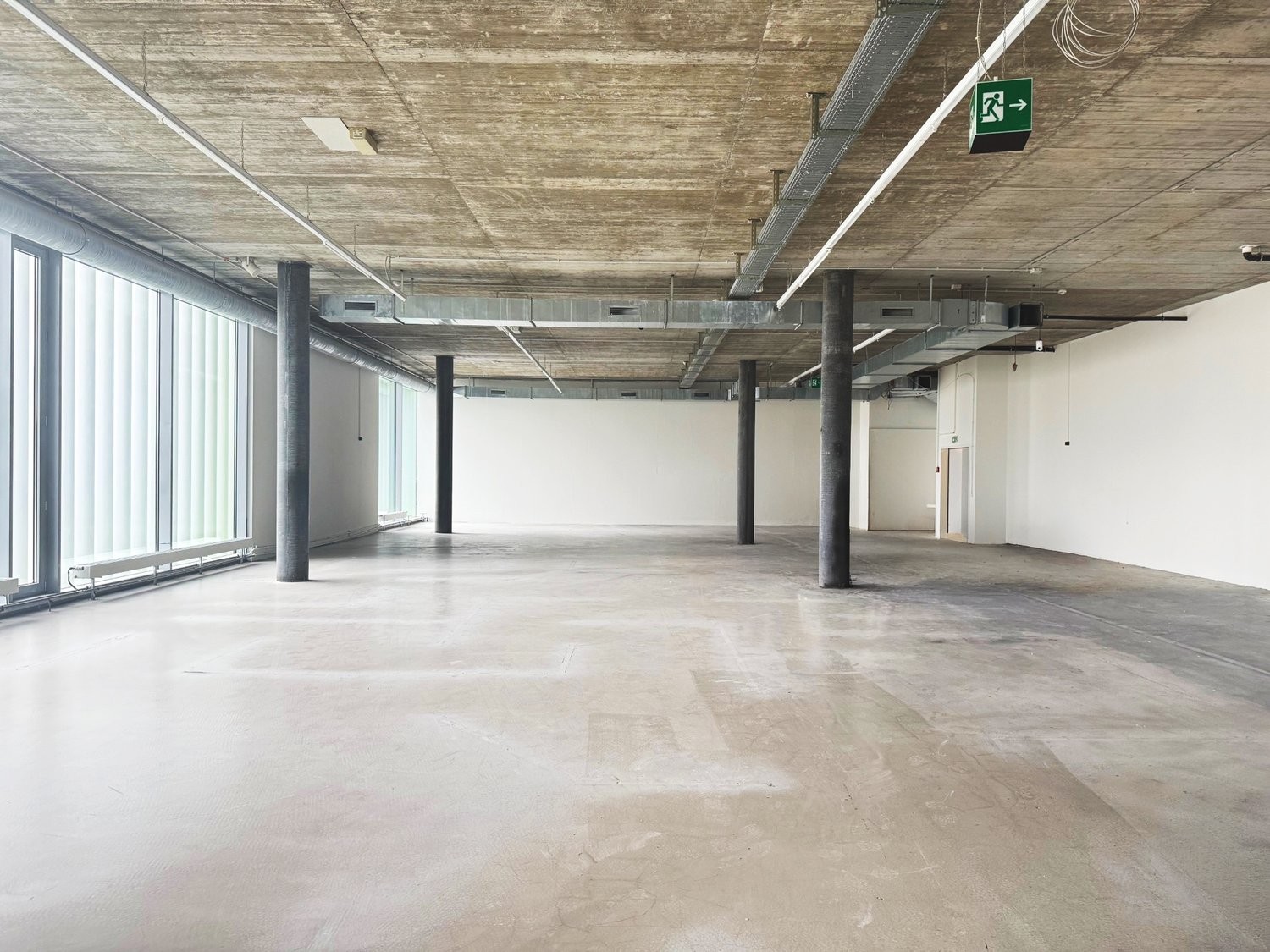 370m² commercial