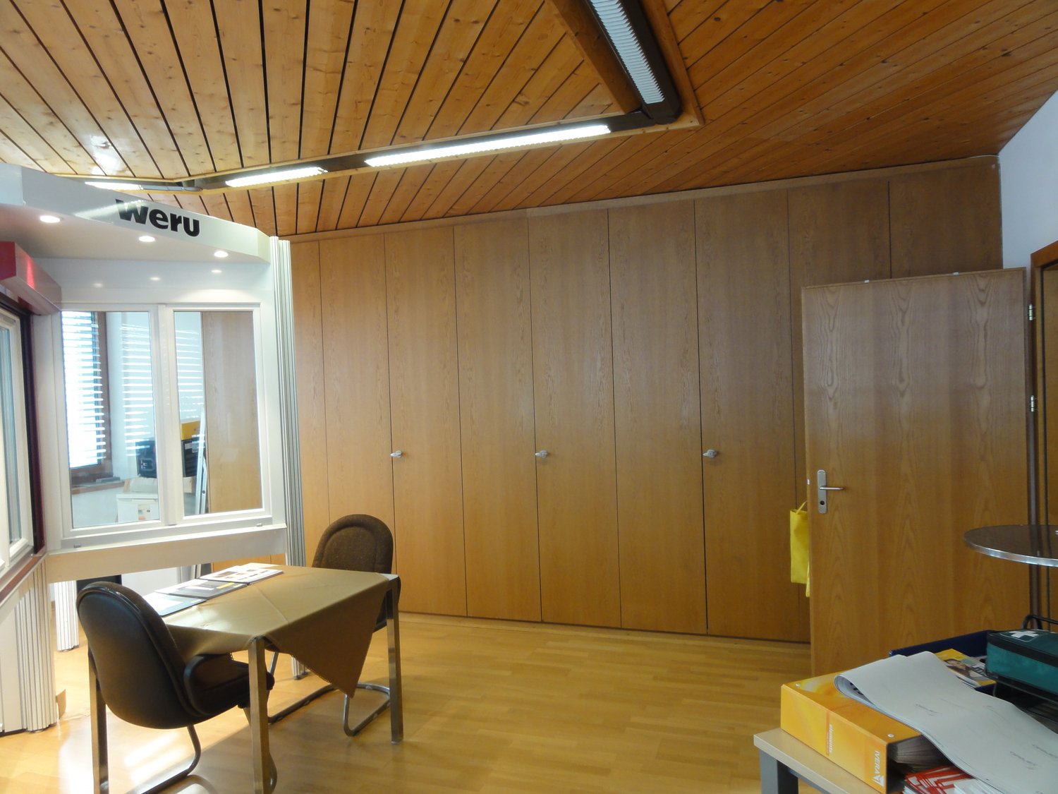 50m² office
