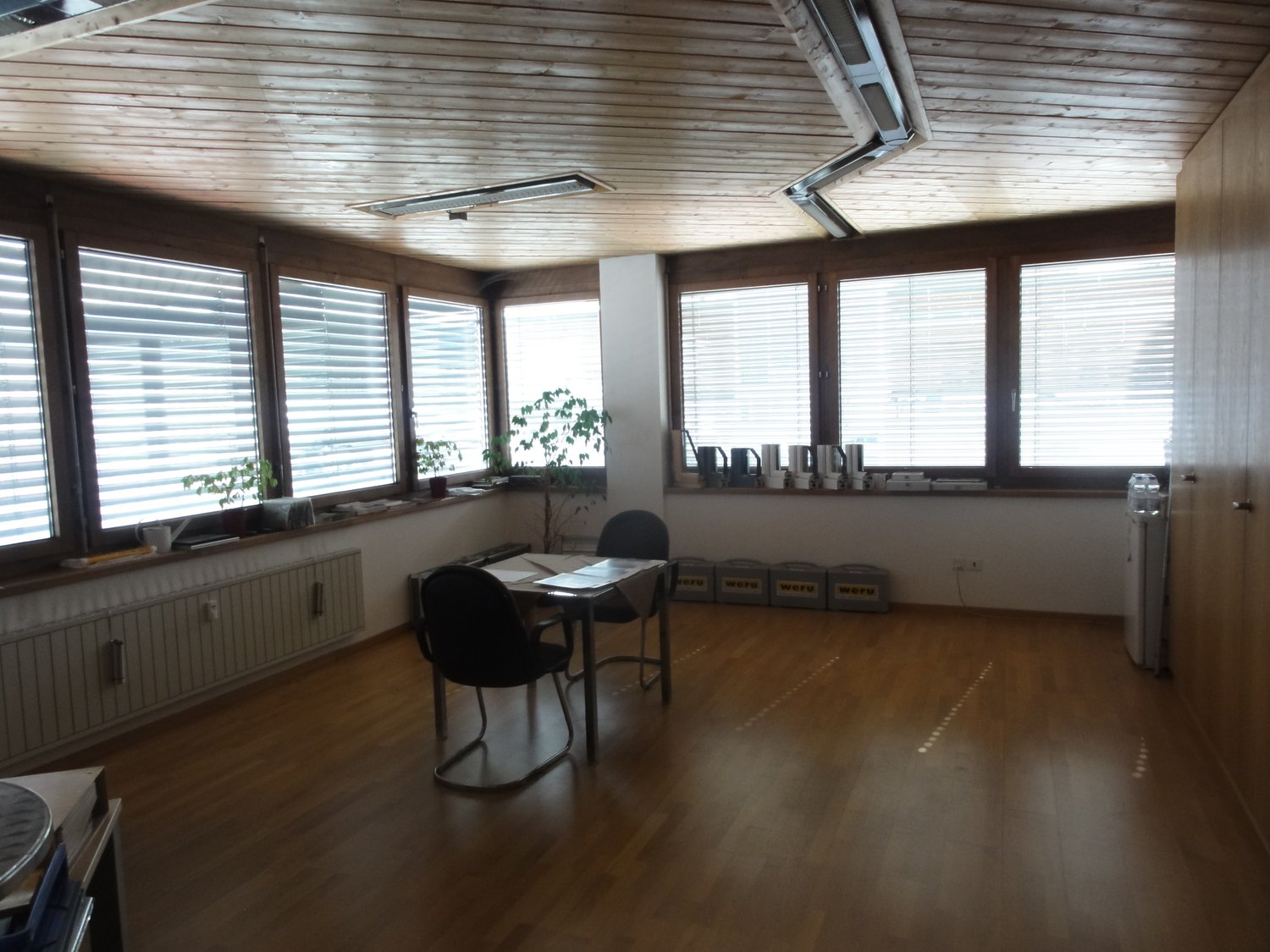 50m² office