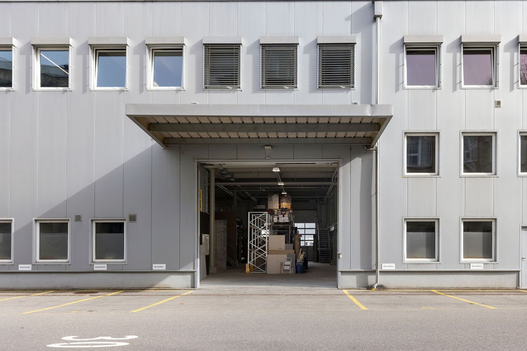 500-1000m² oggetto industriale