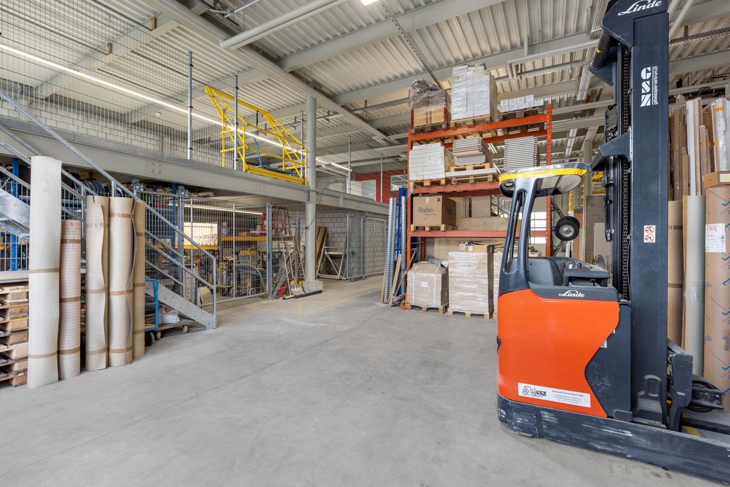 500-1000m² oggetto industriale