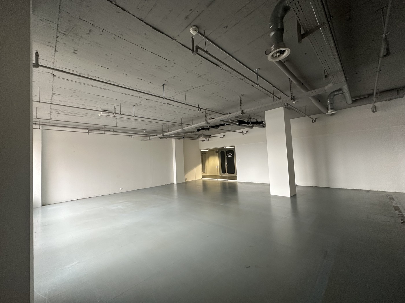 117m² office
