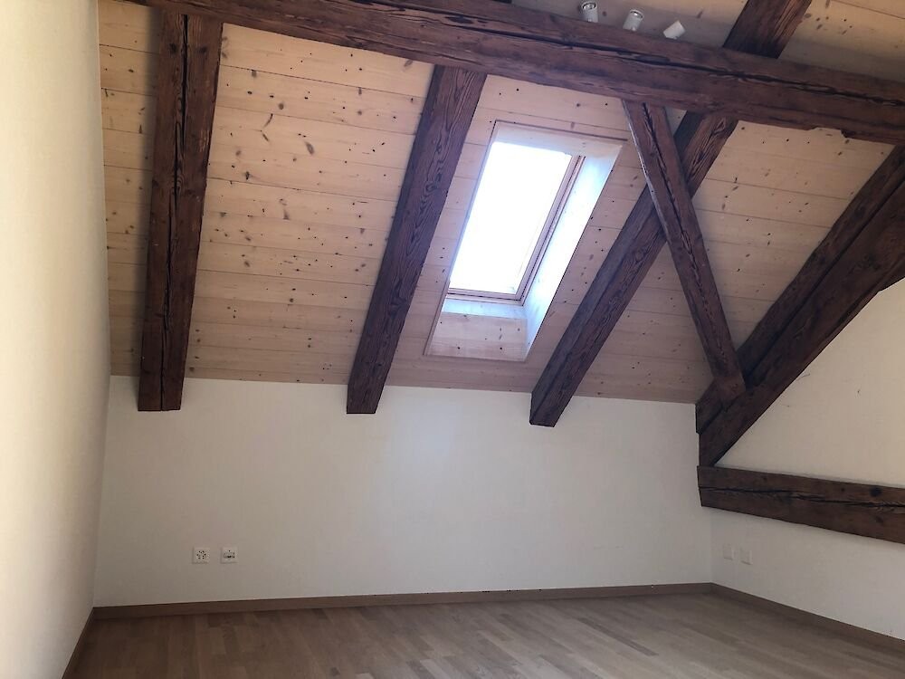 5 rooms apartment