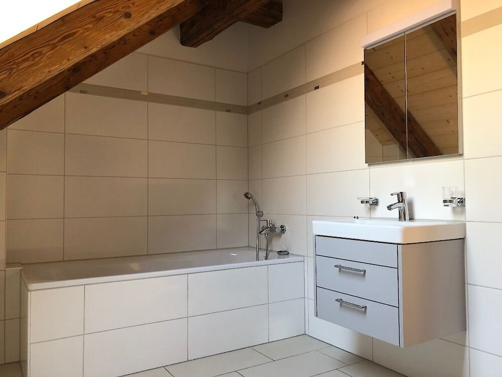 5 rooms apartment