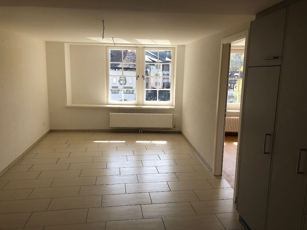 5 rooms apartment