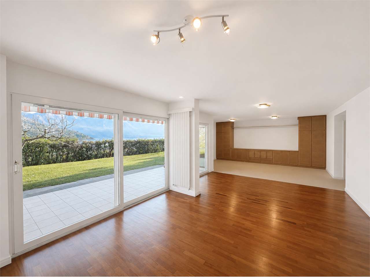 9-Zimmer-Wohnung