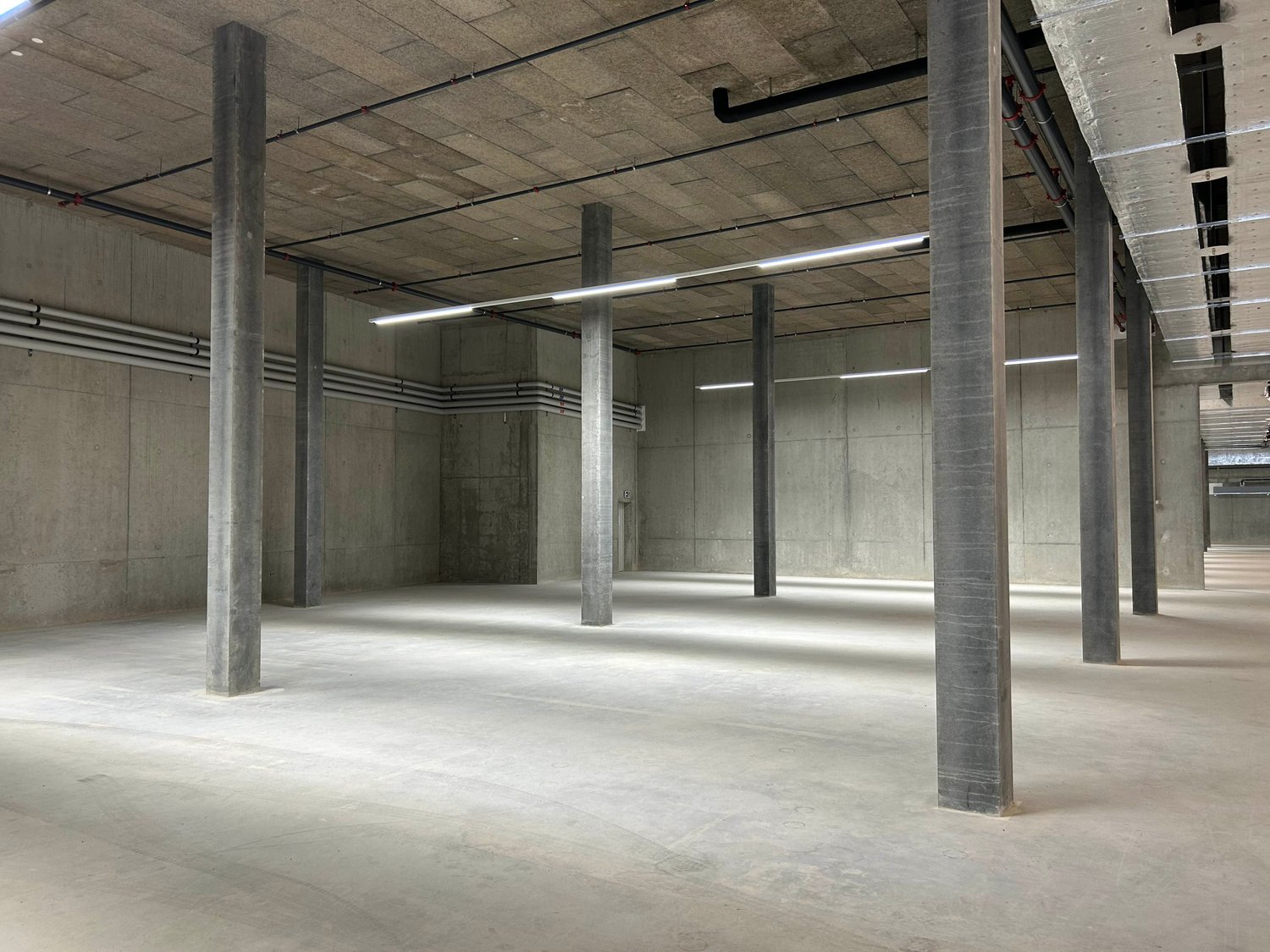 2000m² industrial object