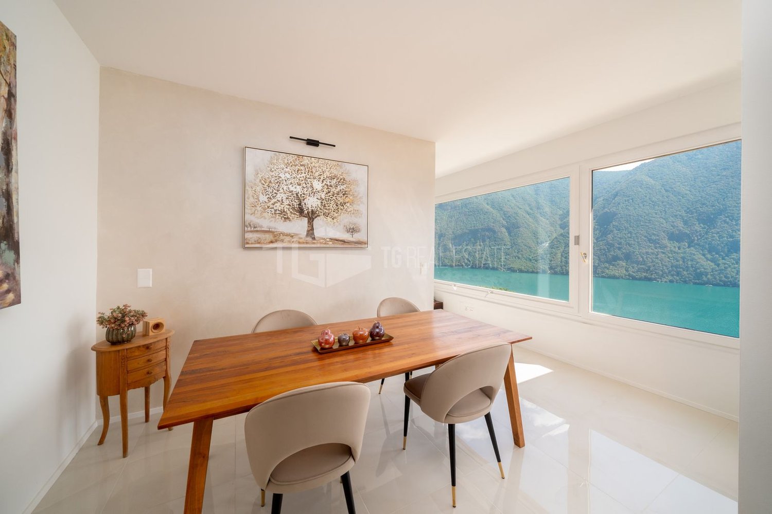 2 ½ rooms furnished flat