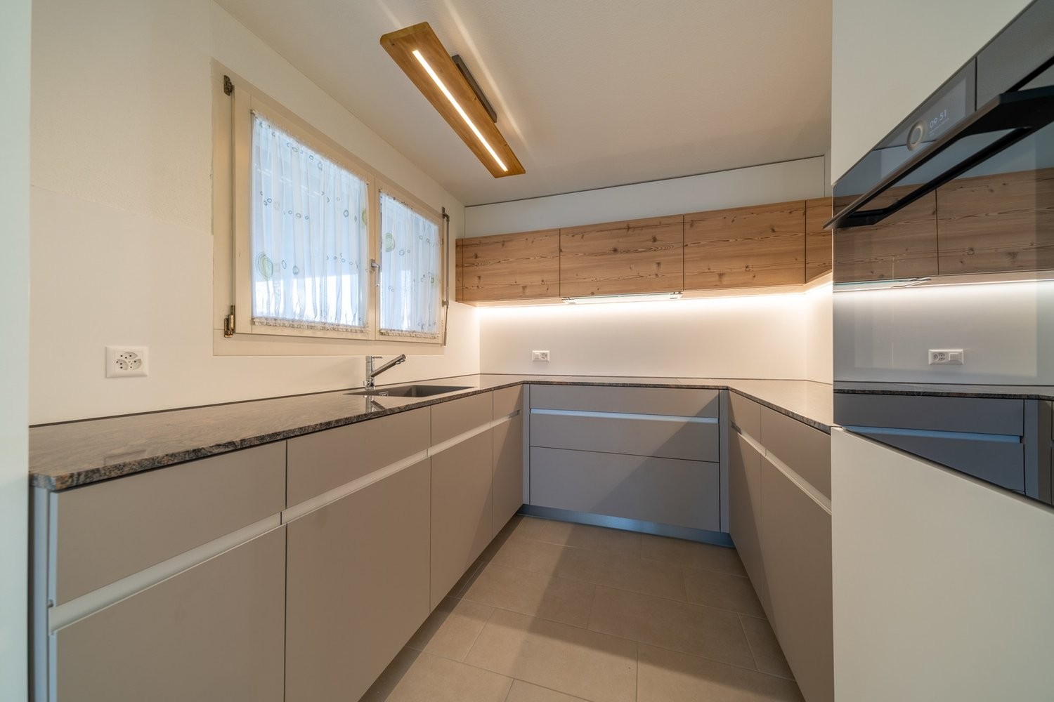 casa unifamiliare di 6 locali