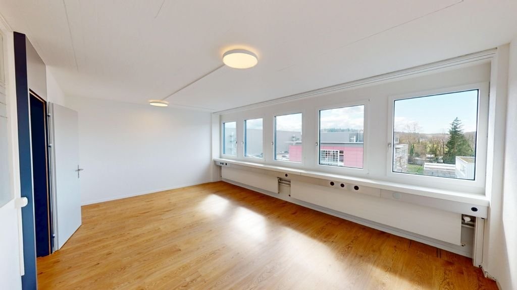 85m² office