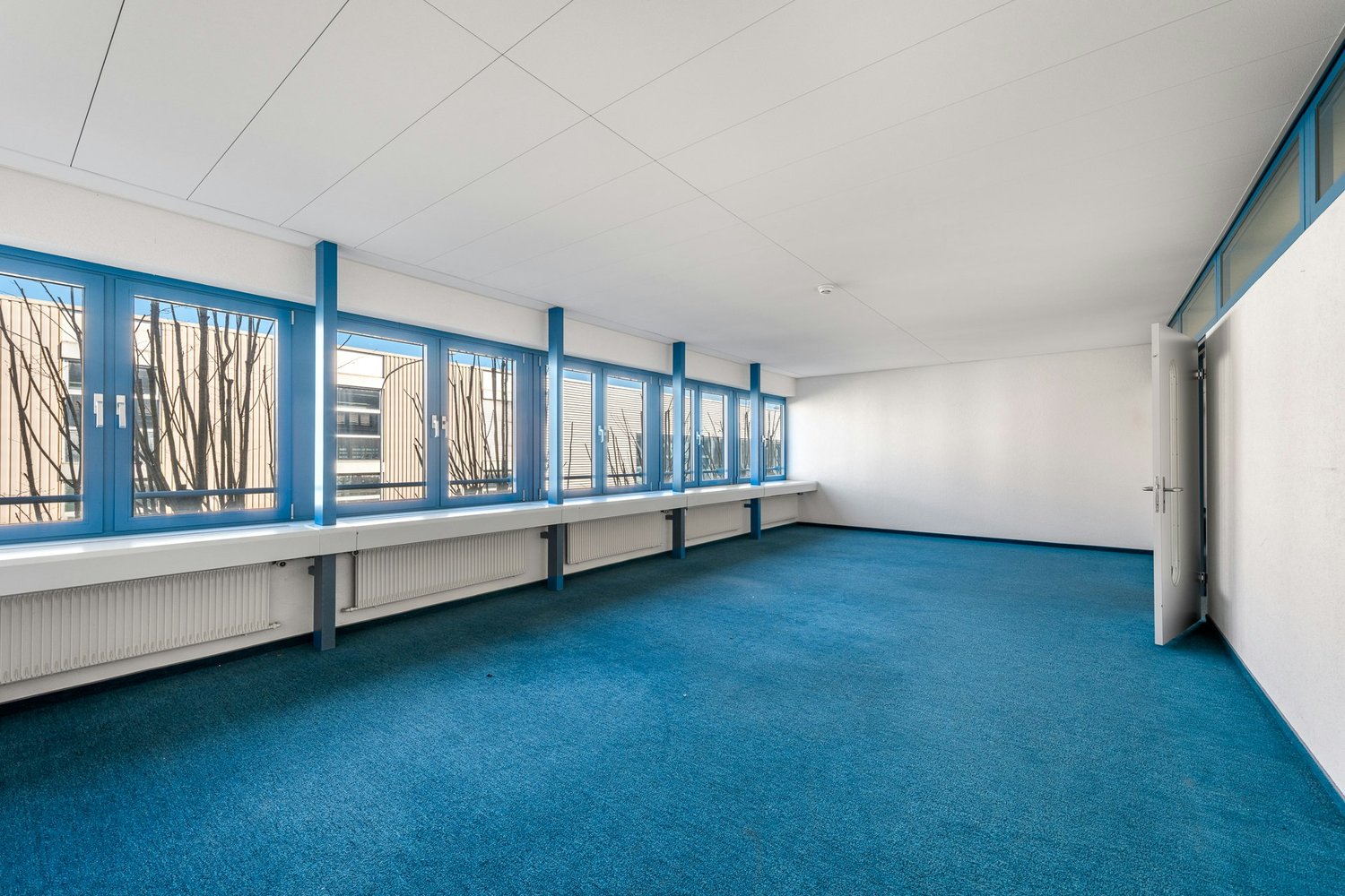 2500m² commerciale