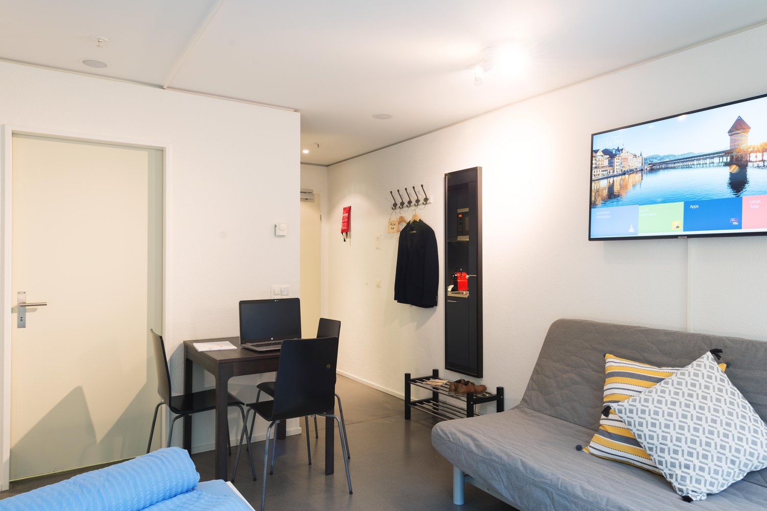1 room furnished flat