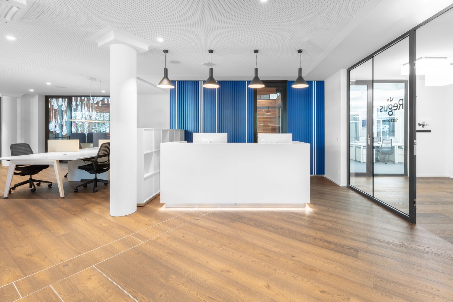 120m² office