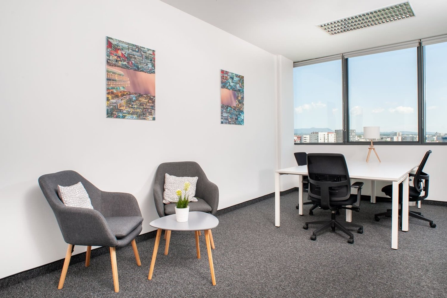 120m² office