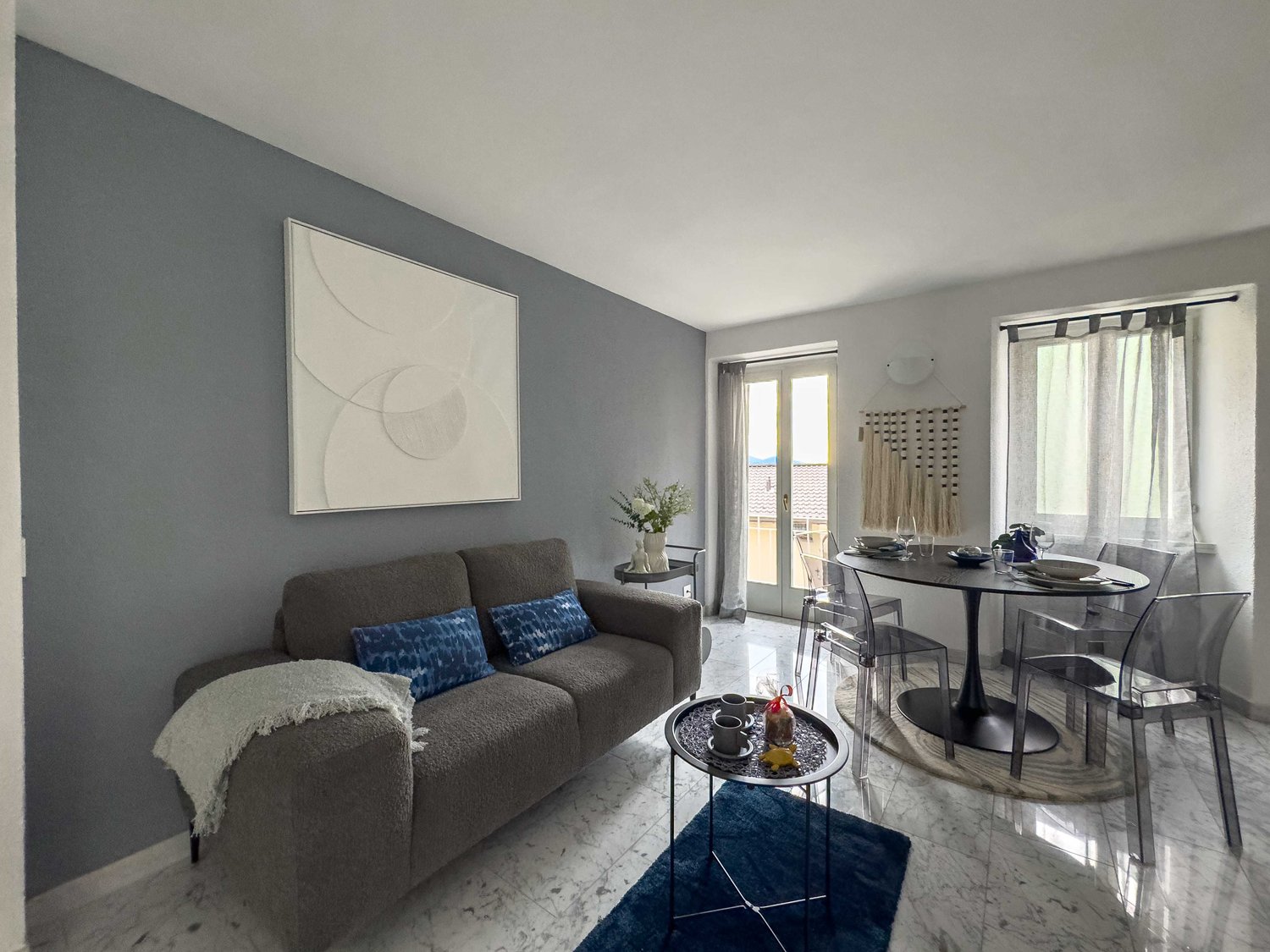 Möblierte 2 ½ Zimmer-Wohnung