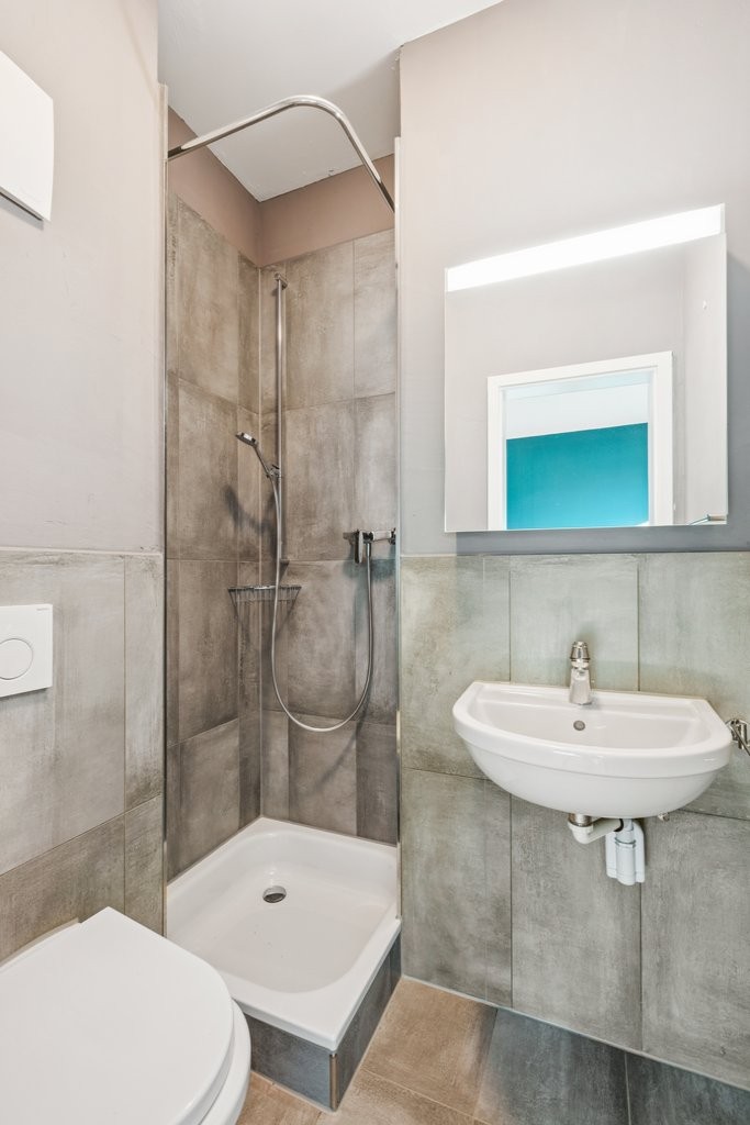 37m² commercial
