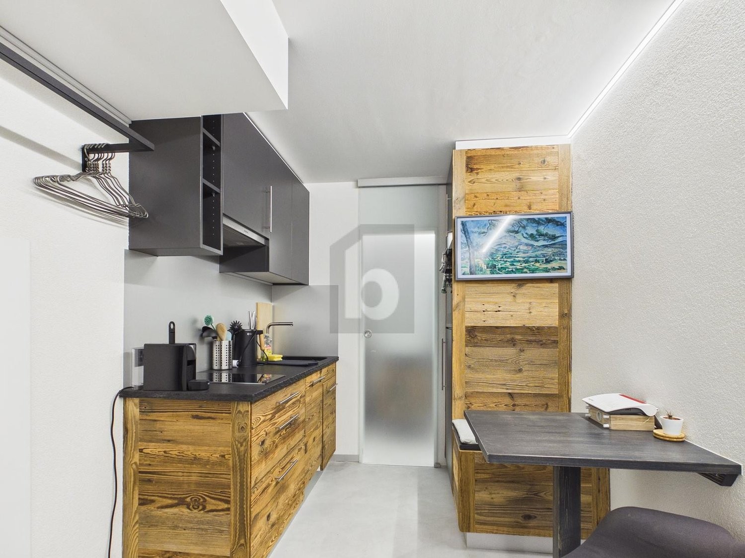 1 room apartment