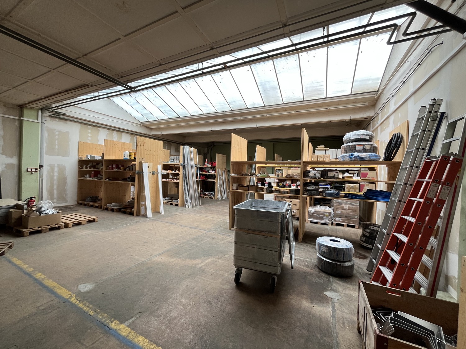 200m² commerciale
