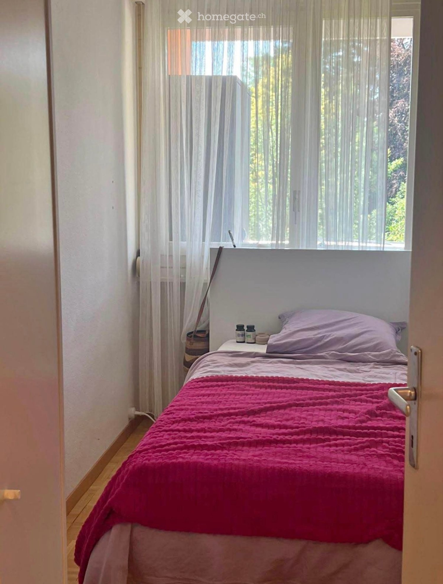 1 room single room