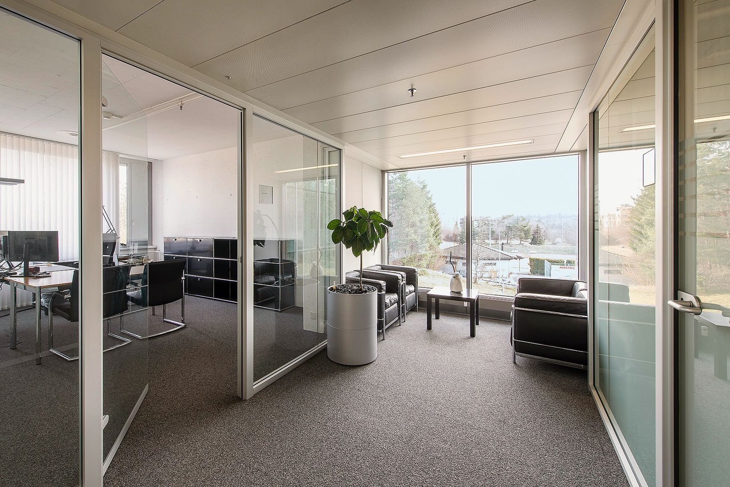 402m² bureau