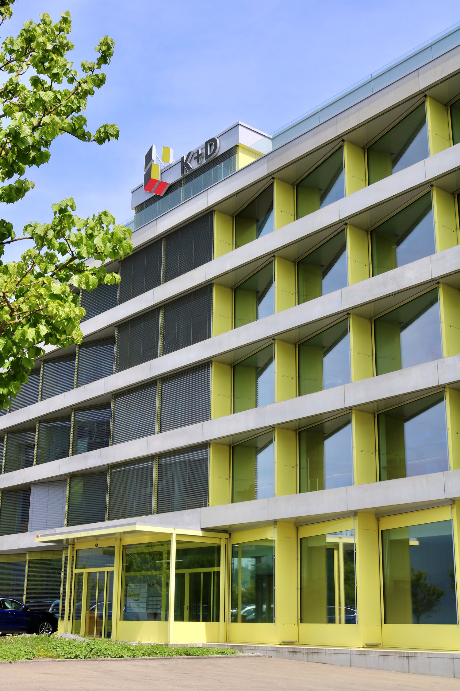168m² office