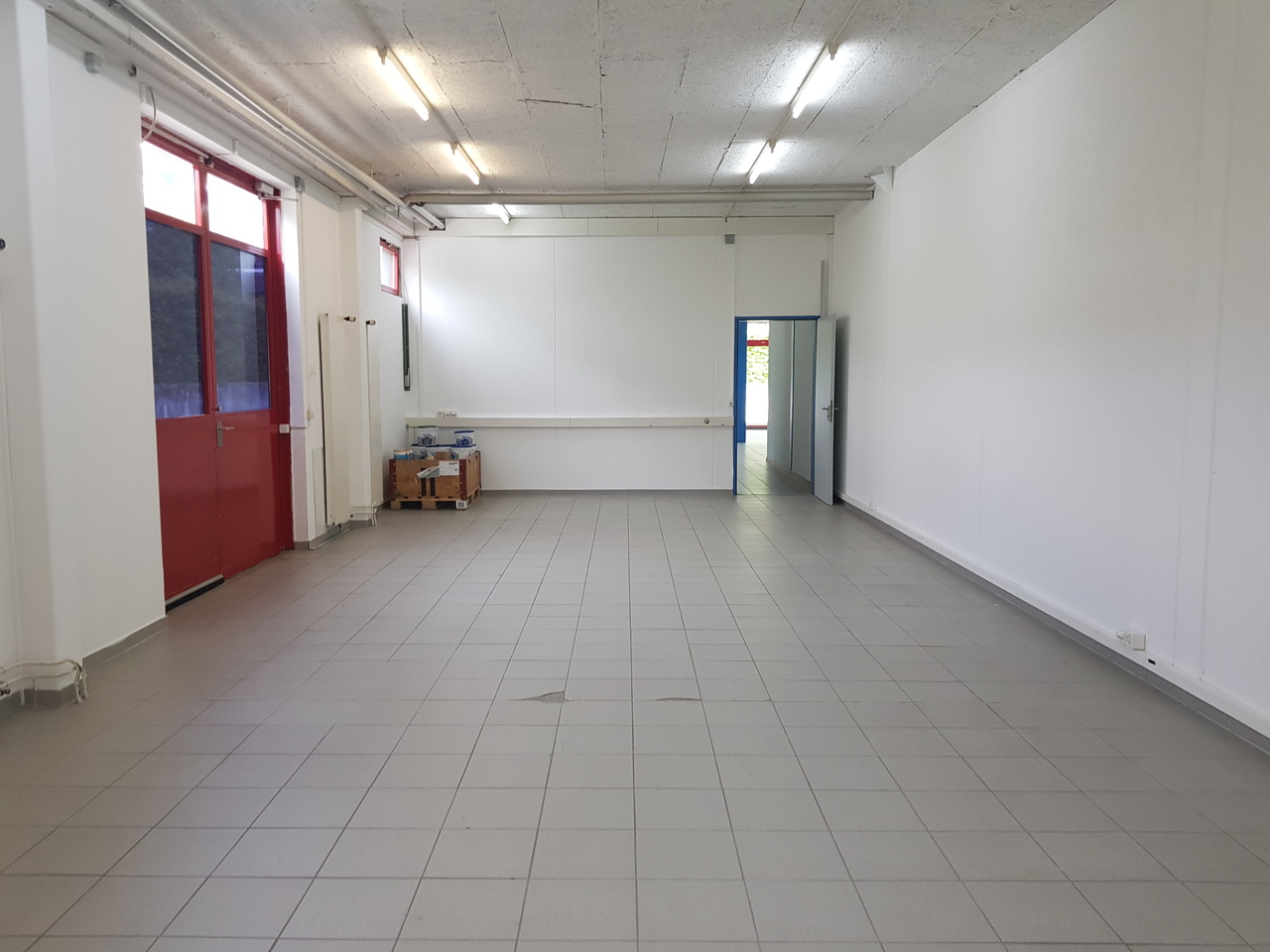240m² commerciale