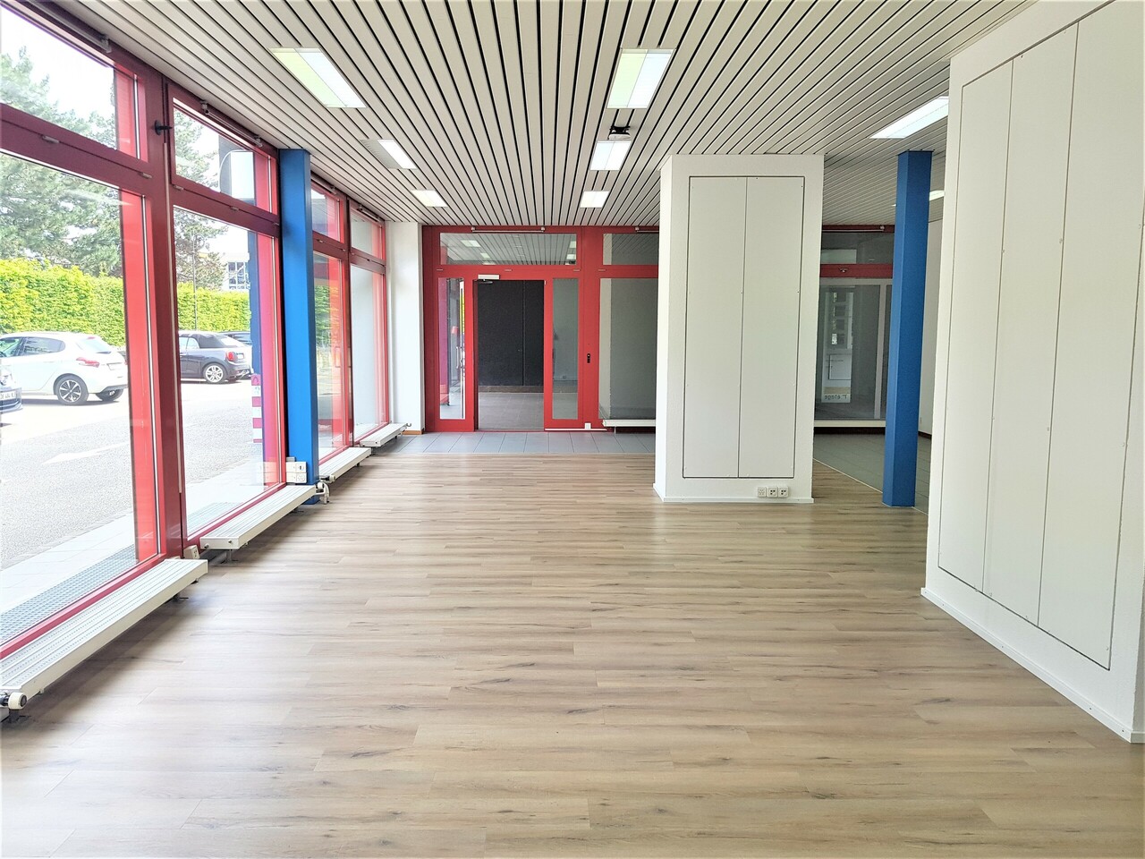 240m² commerciale