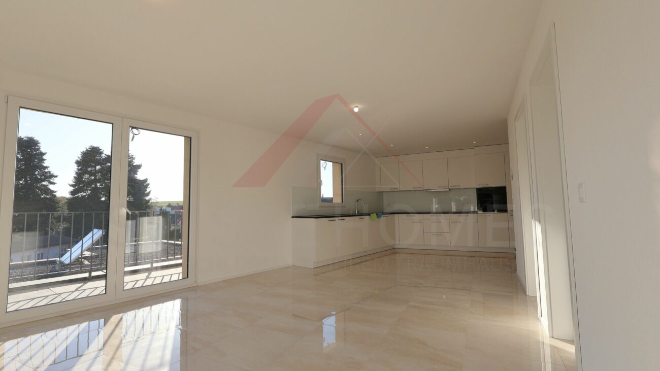 123m² office