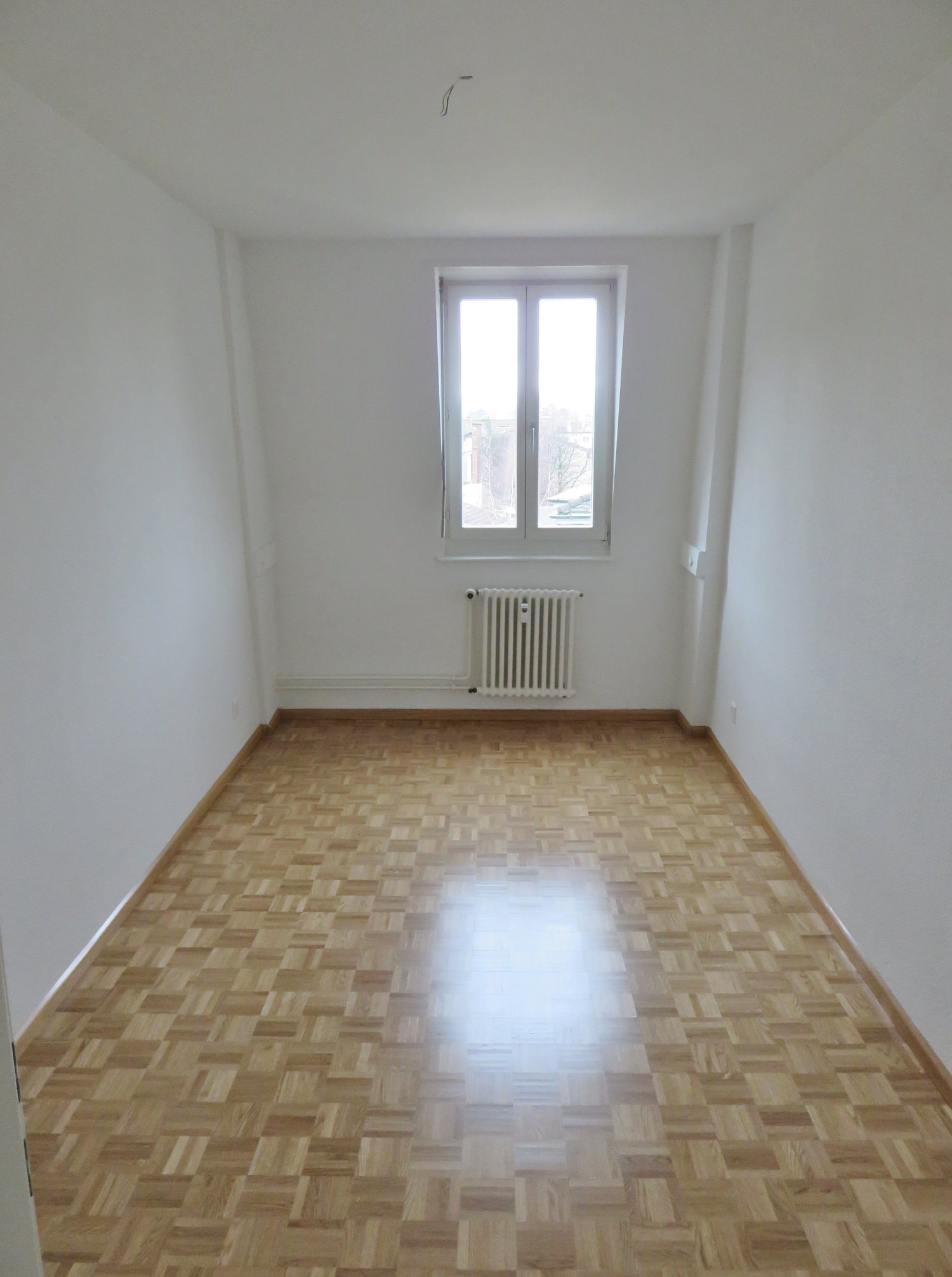 5 rooms apartment