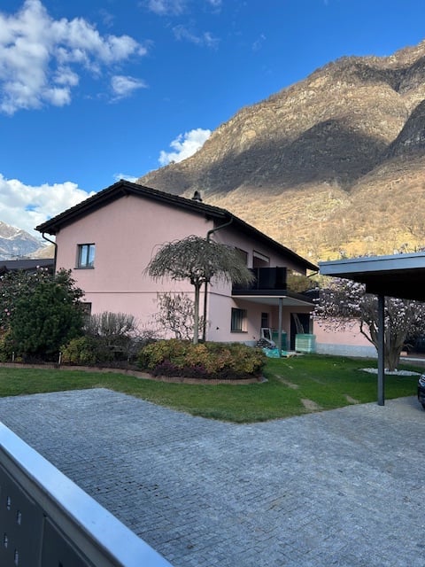 6-Zimmer-Wohnung