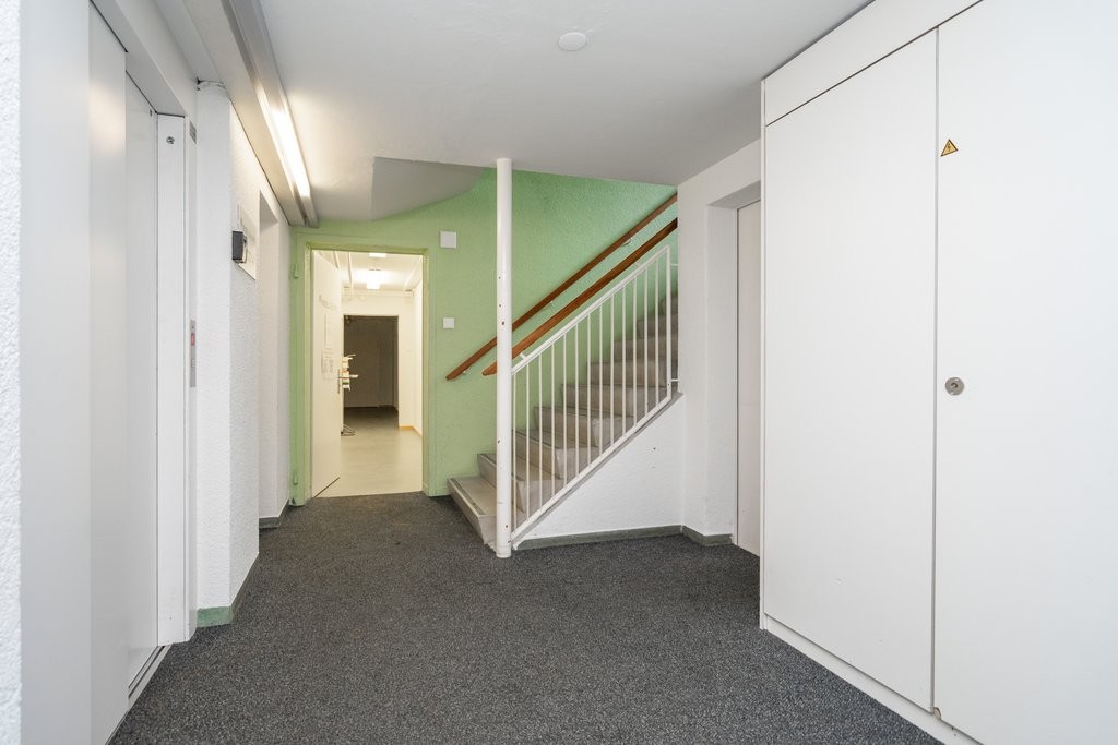 166m² commercial